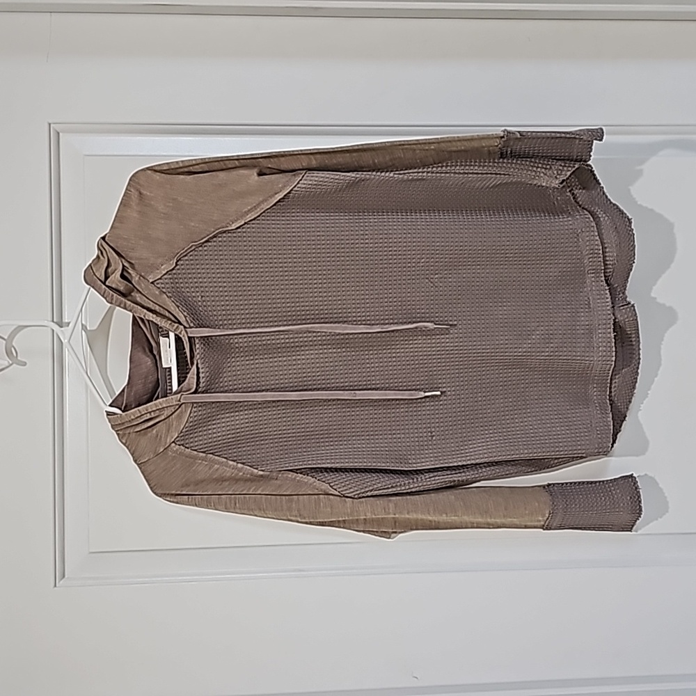 Hem & Thread Hoodie